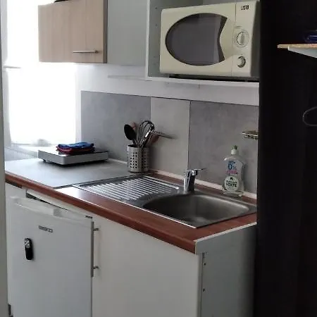 1 Personne Et 1 Personne Avec Entree Libre Et Salle De Bain Privee