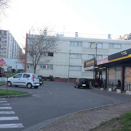 1 Personne Et 1 Personne Avec Entree Libre Et Salle De Bain Privee * Colomiers